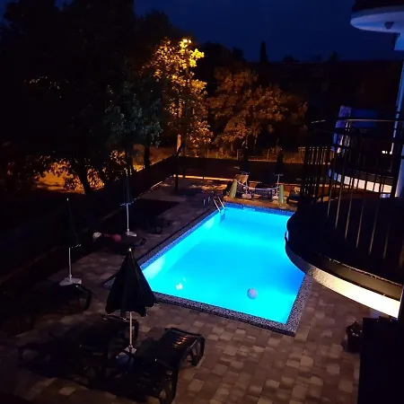 Zaric Apartmán *